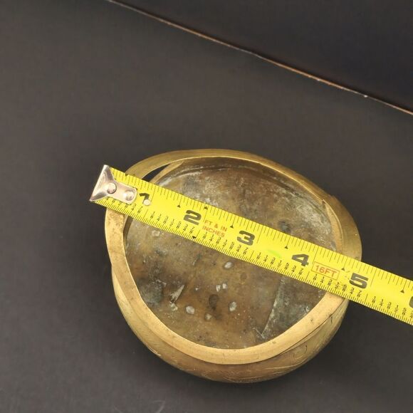 Vintage bronze Chinese gilt footed bowl with handles - Picture 8 of 8